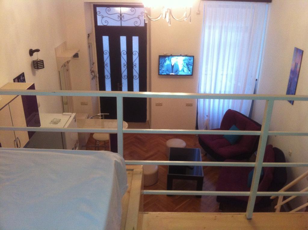 Comfortable Flat In Central Tbilisi Værelse billede
