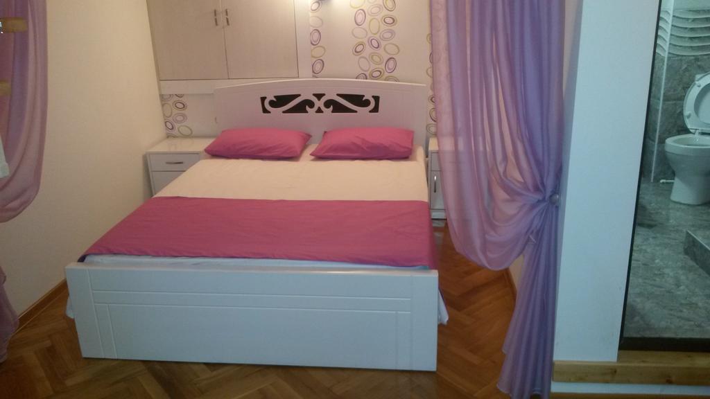 Comfortable Flat In Central Tbilisi Værelse billede